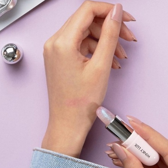 🌼UNICORN GLIMMER Winky lux Lip Balm NWT - Picture 5 of 8